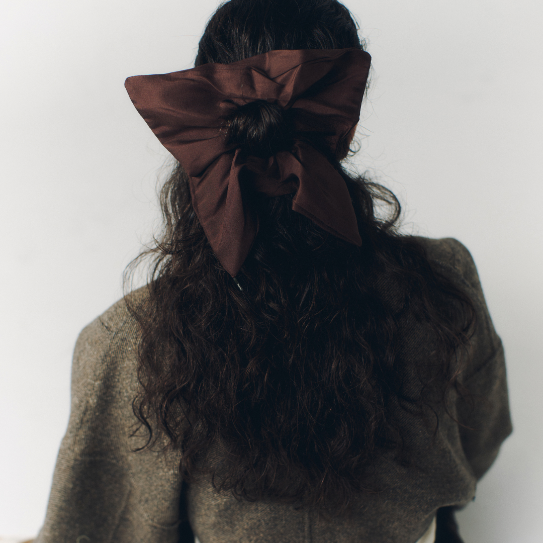 【heyep別注】 Silk Square Medium Scrunchie〈BROWN〉