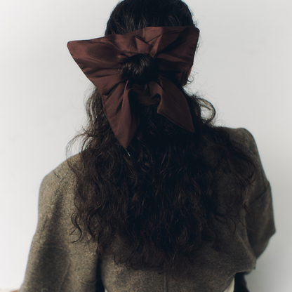 【heyep別注】 Silk Square Medium Scrunchie〈BROWN〉